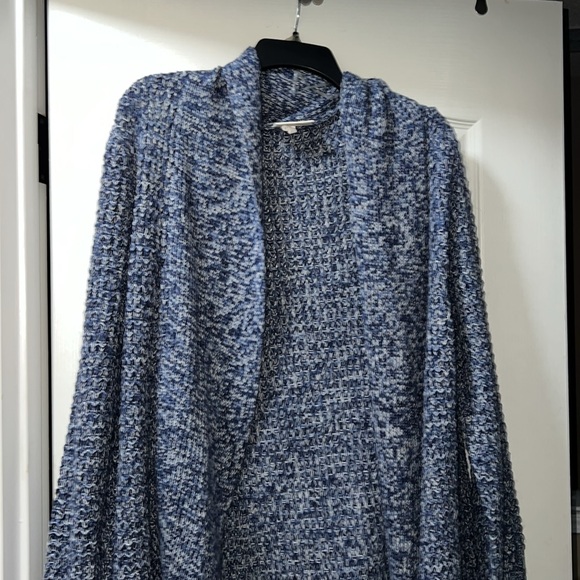 Blue and white sweater/cardigan - Picture 2 of 5